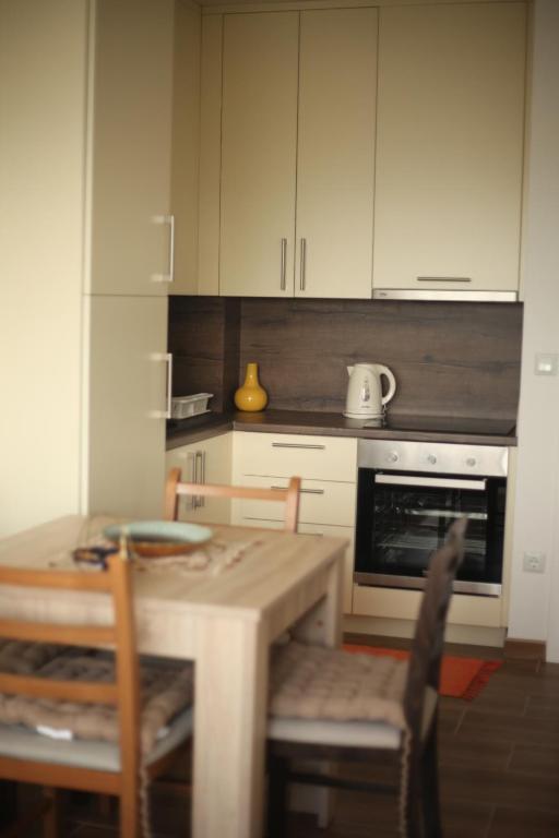 Apartment Perviz - 2