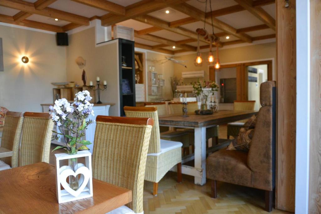 Facilities, Gastehaus Astrids Strandmuschel in Ostseebad Binz