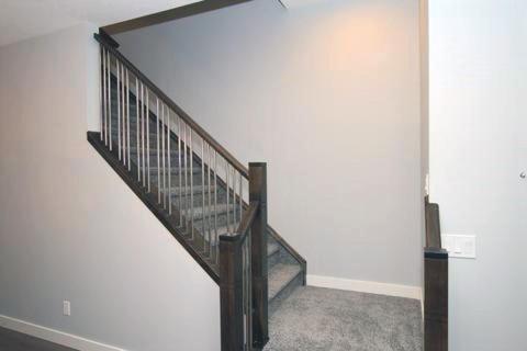 Three-Bedroom House with Balcony #33 Sunalta Downtown photo