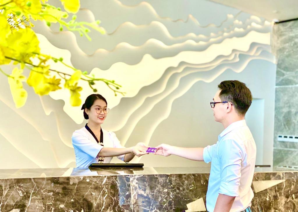 フロント・ロビー