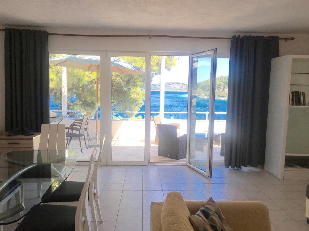 Apartments Lumbarda Bay photo