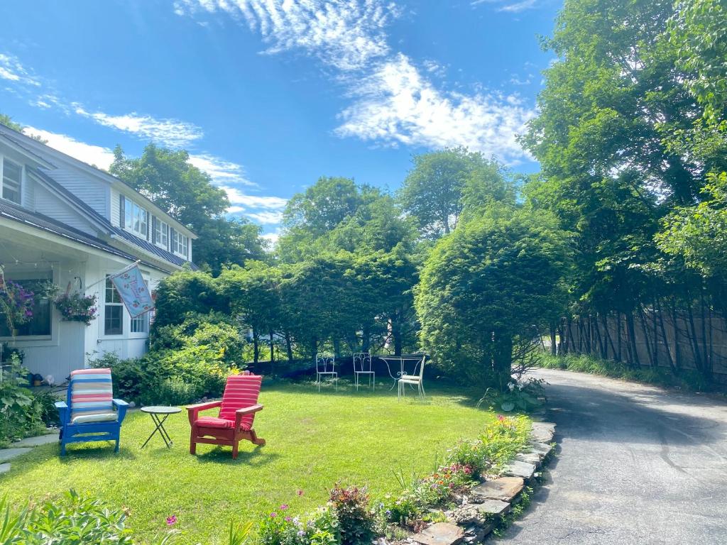 Artful Lodging & Retreats photo