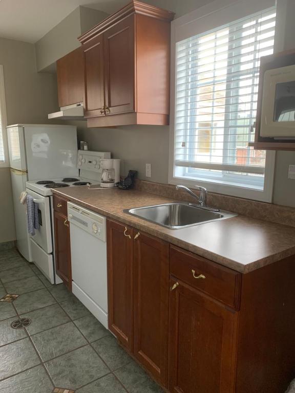 Hotel and Suites Les Laurentides Photo 18