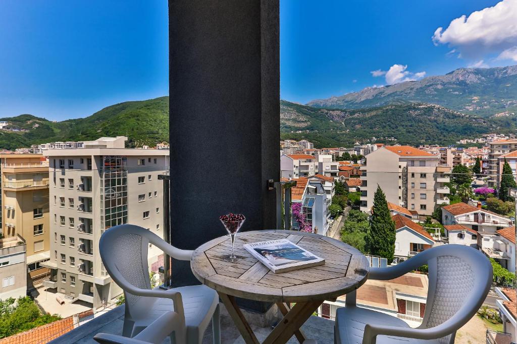 Montesun Apartments photo