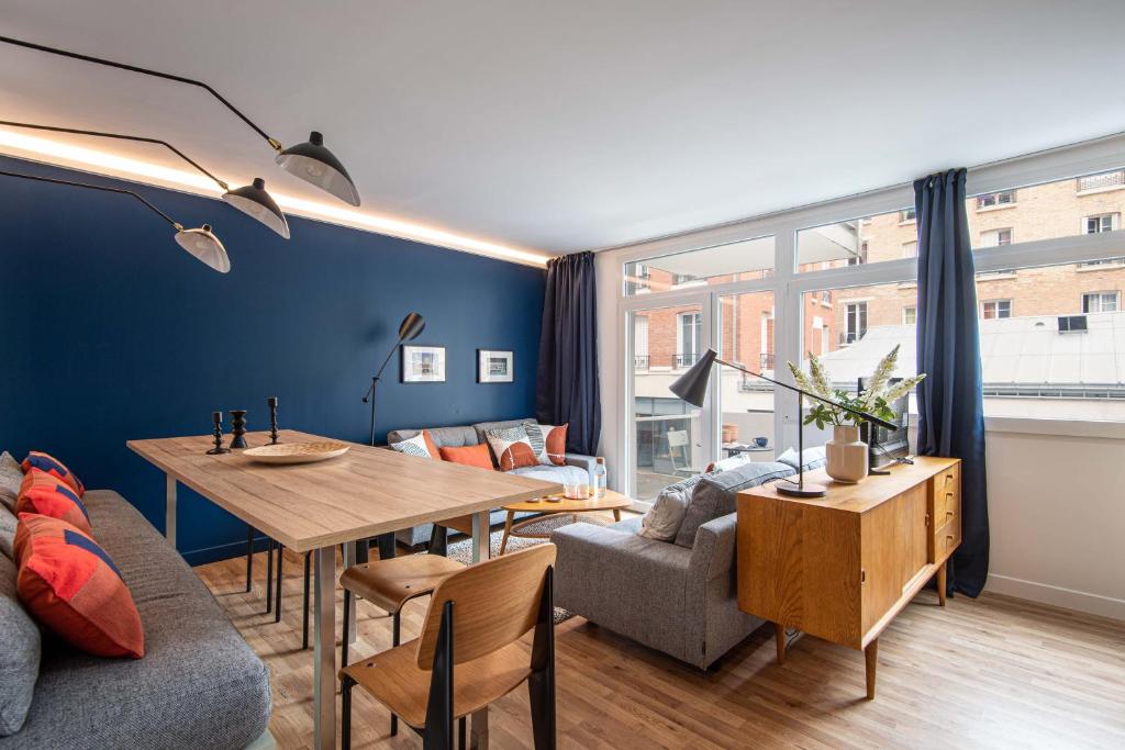NEW - Appt style le Corbusier avec Balcon - 8 pers - 2