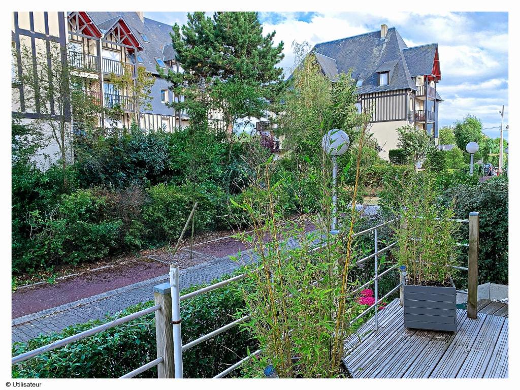 Cabourg, Appartement plain pied avec terrasse accès direct à la plage - 4