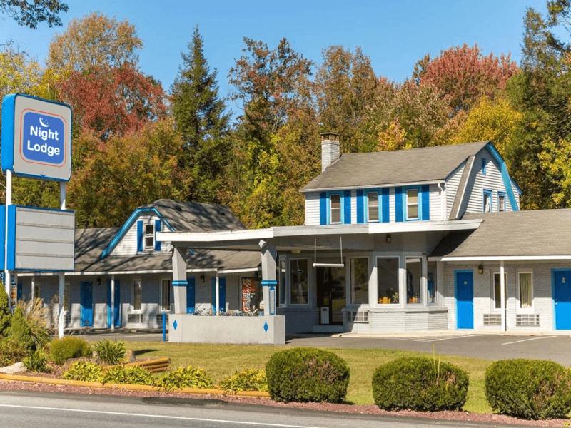 POCONO NIGHT LODGE photo