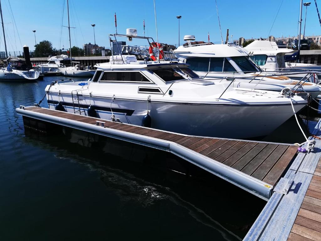 Nuit insolite sur un bateau chauffé - 1
