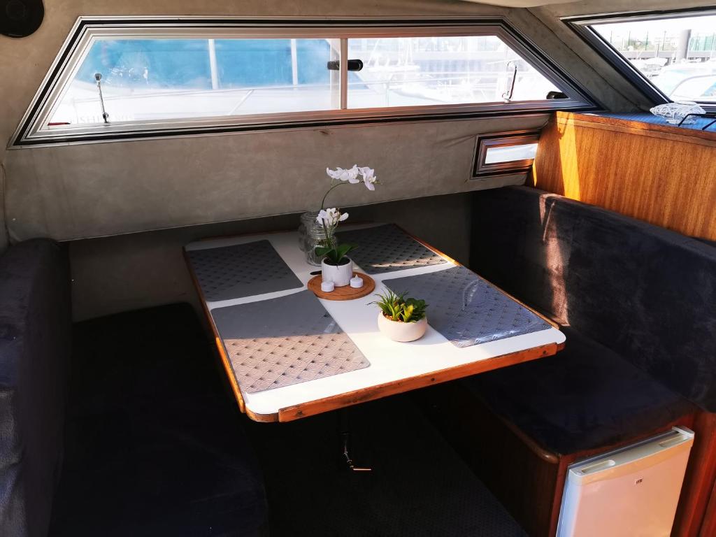 Nuit insolite sur un bateau chauffé - 2