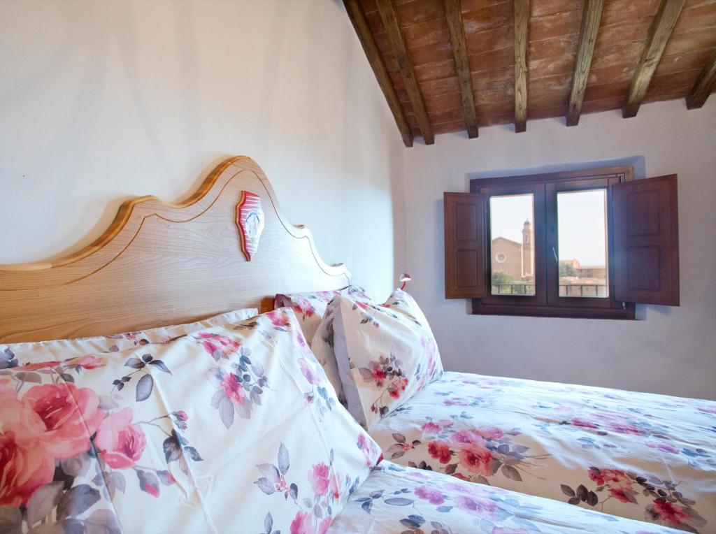 Palazzo Piccolomini - 2