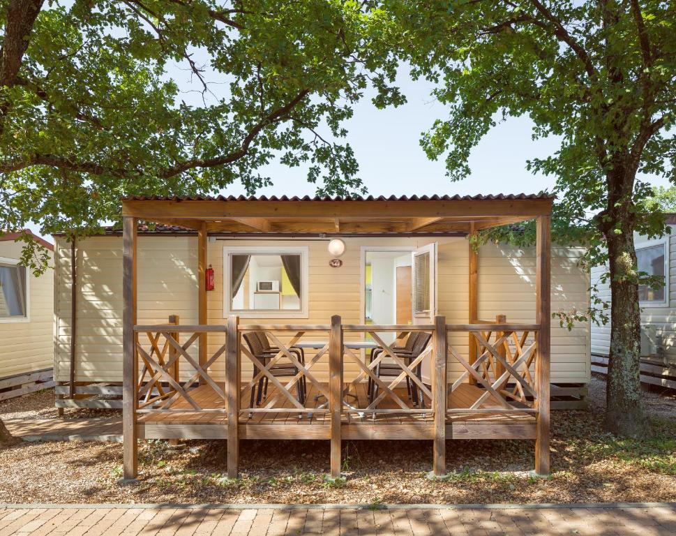 Camping Ulika Mobile Homes - Naturist — Hotel building in Poreč, Istria