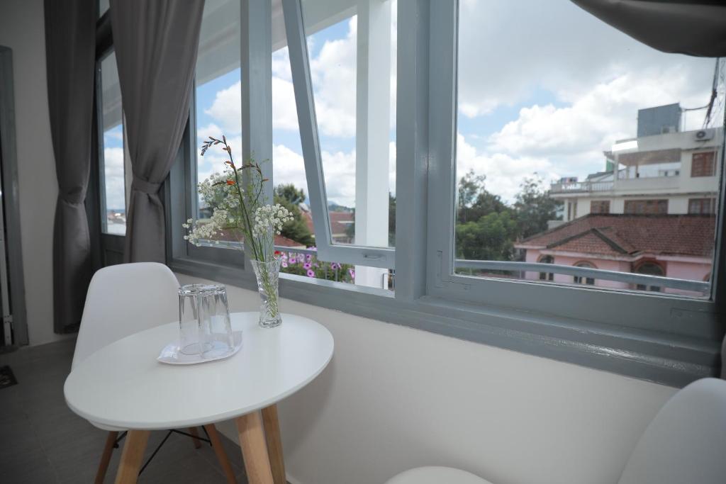 M Hotel