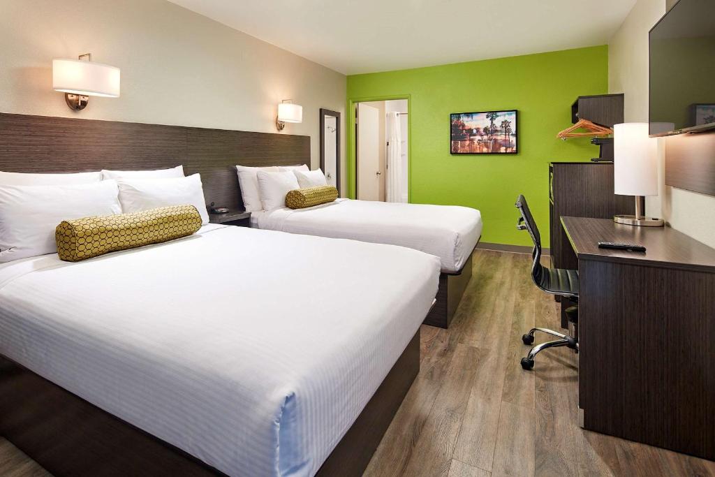 SureStay Hotel by Best Western San Diego Pacific Beach photo