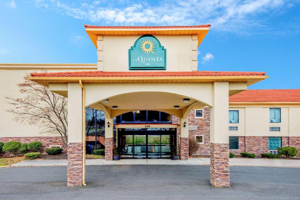 La Quinta Inn by Wyndham West Long Branch