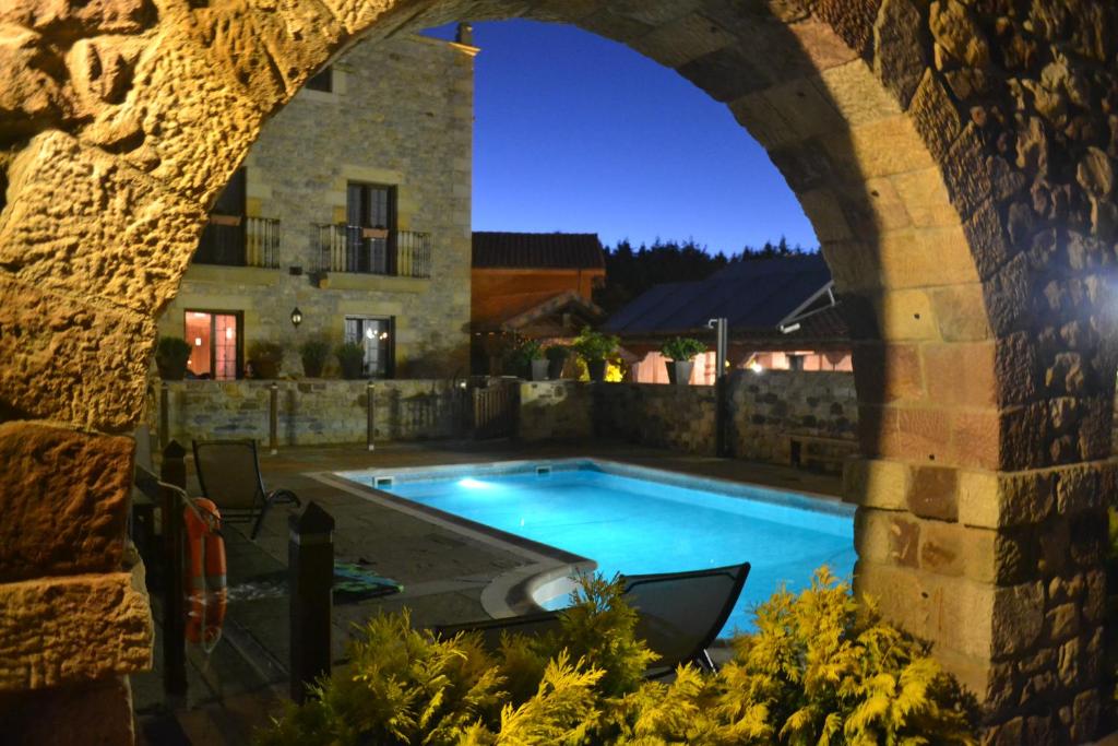 スイミングプール