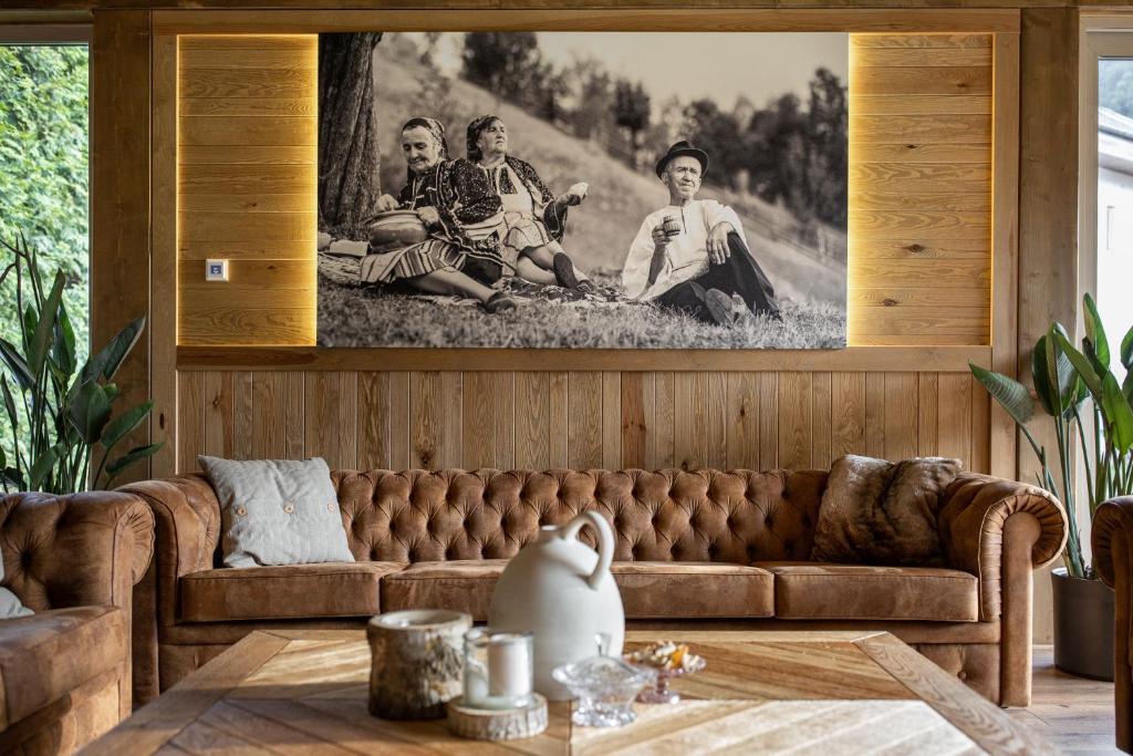 Zara Chalet photo