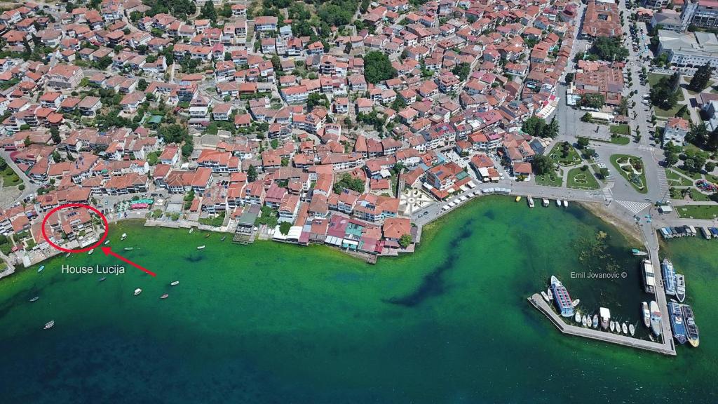 House Lucija photo