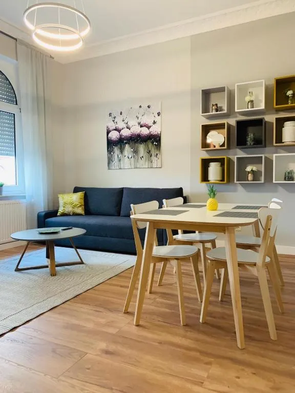 Family Apartment, Hotel in Wiesbaden