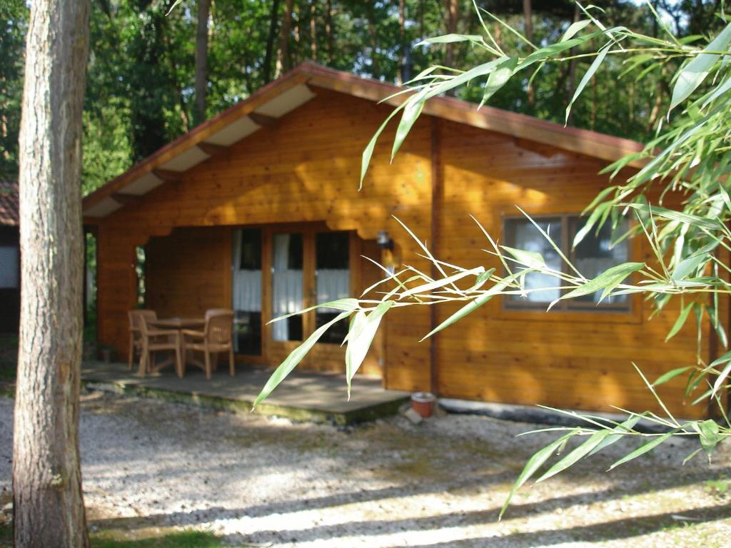 Motel- Bungalow-&amp; Chaletpark de Brenkberg — Hotel in Schinveld