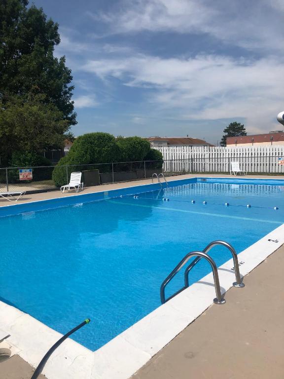 Fairborn Hotel and Inn Photo 13