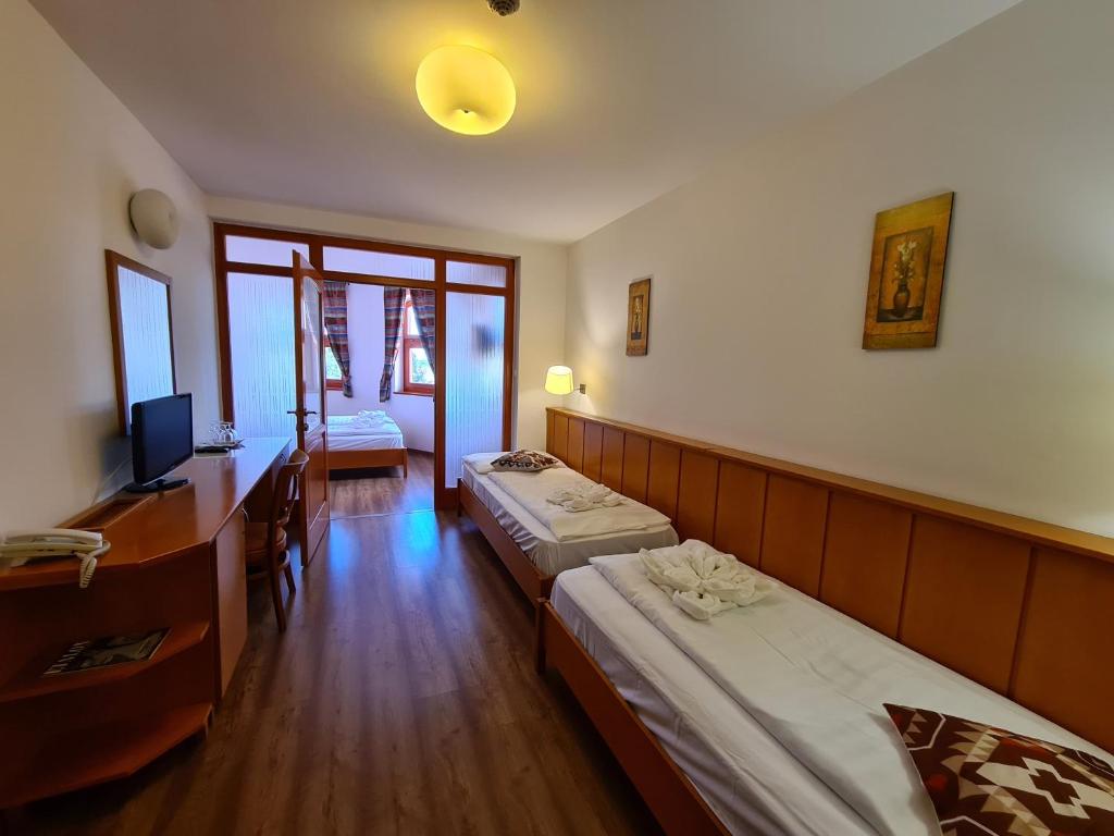 Facilities, Istvan Parkhotel es Gasztrofarm in Hévíz