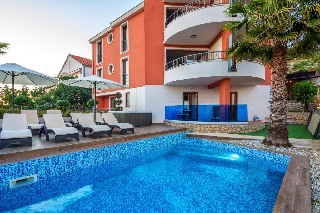 Villa Sv. Petar — Hotel in Sveti Filip i Jakov