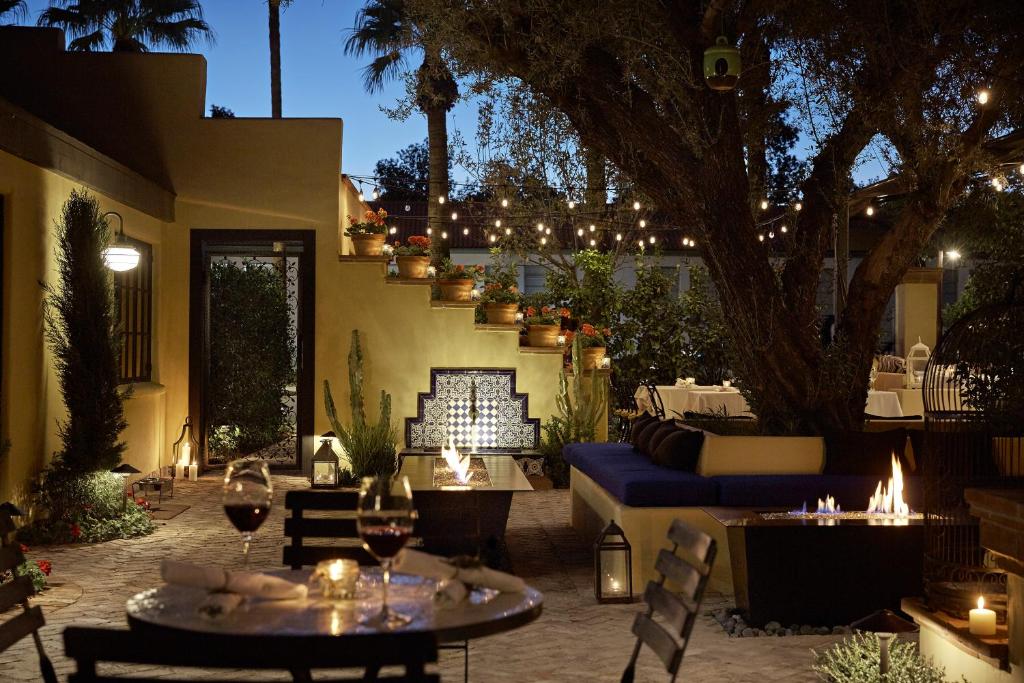 Bespoke Inn Scottsdale photo