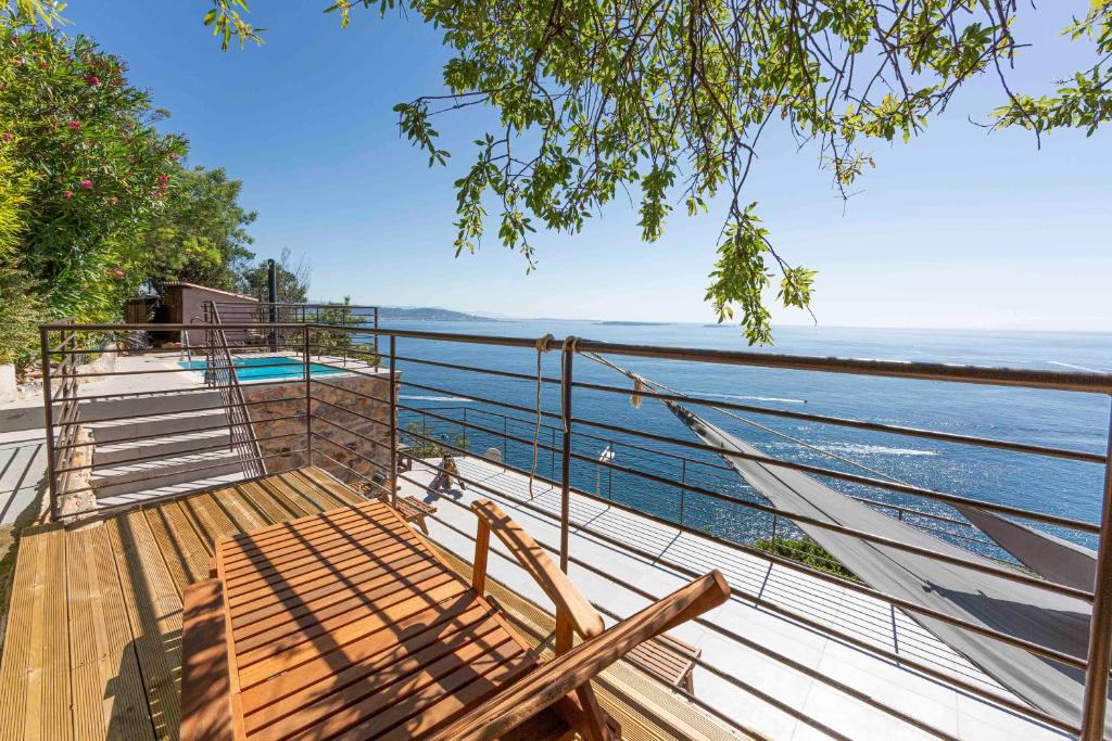 Breathtaking luxurious villa with sea-view in Théoule sur Mer - 5