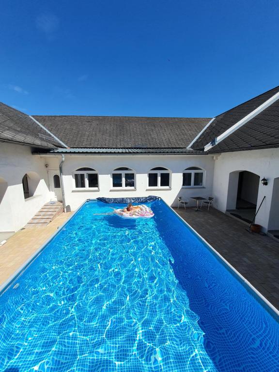Artemis Farm Apartments - 2