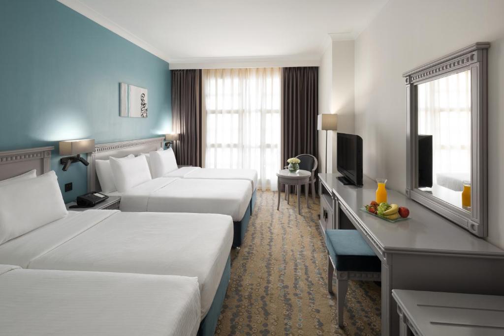 Medina Anwar Al Madinah Movenpick Hotel Additional