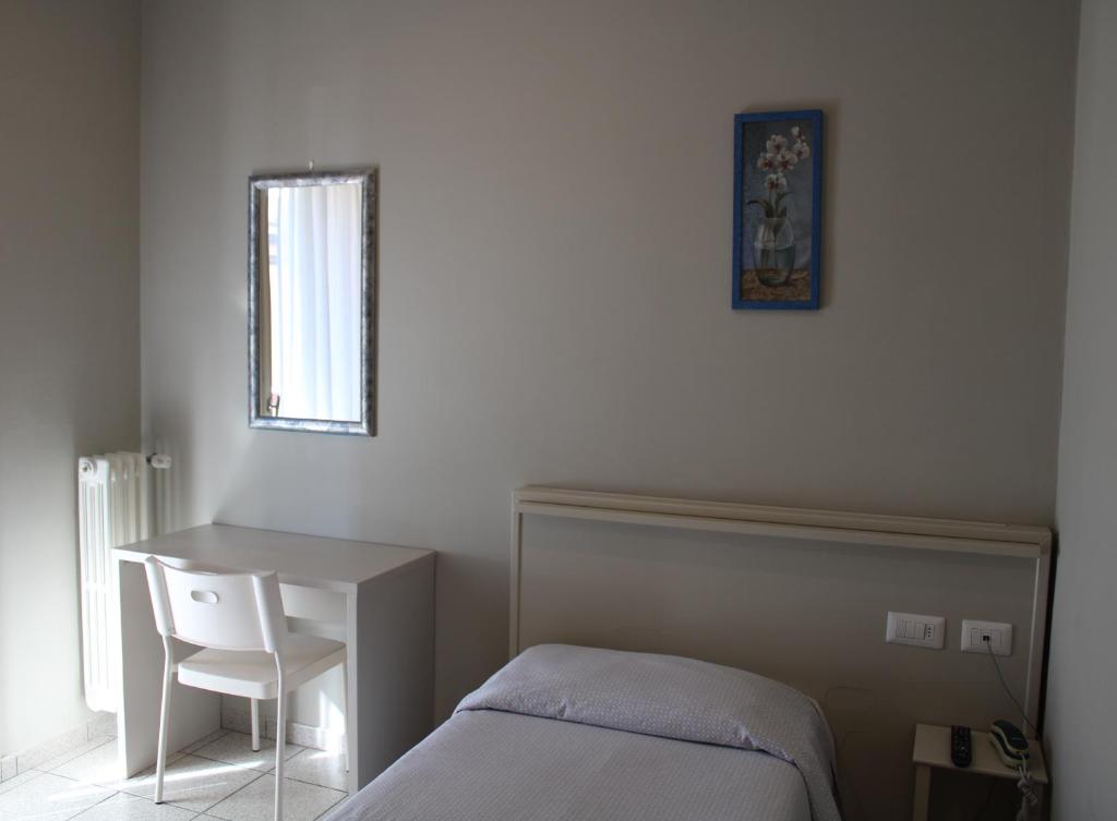 Hotel Delfina photo