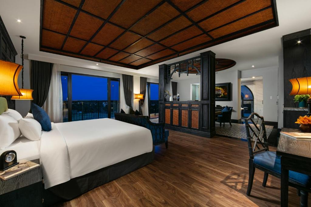Khách sạn Boutique và Spa Shining Riverside Hội An
