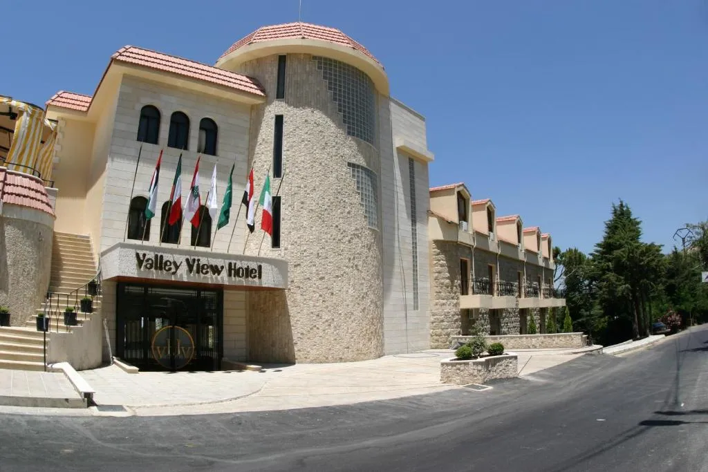 Valley View Hotel - Hammana, hotel in Ḩammānā