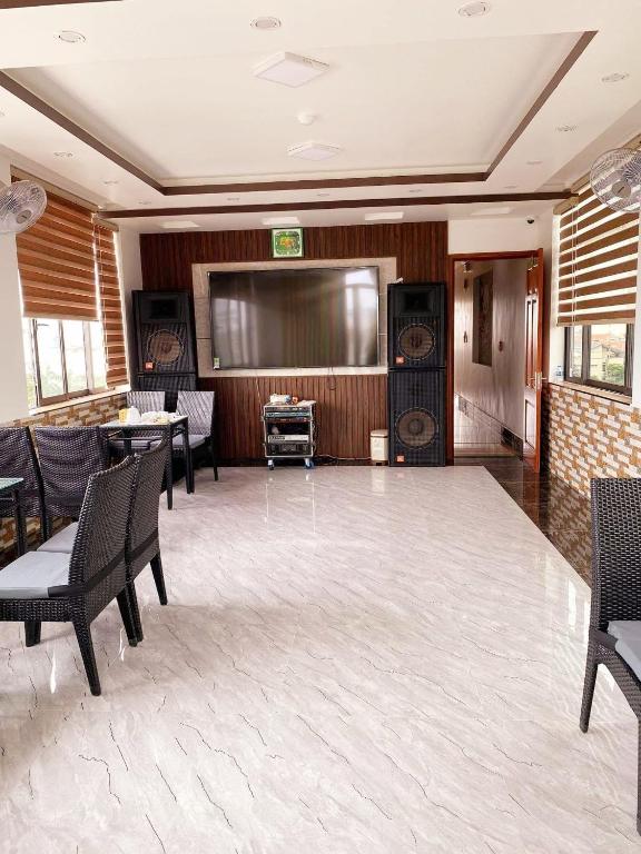 MV HOTEL