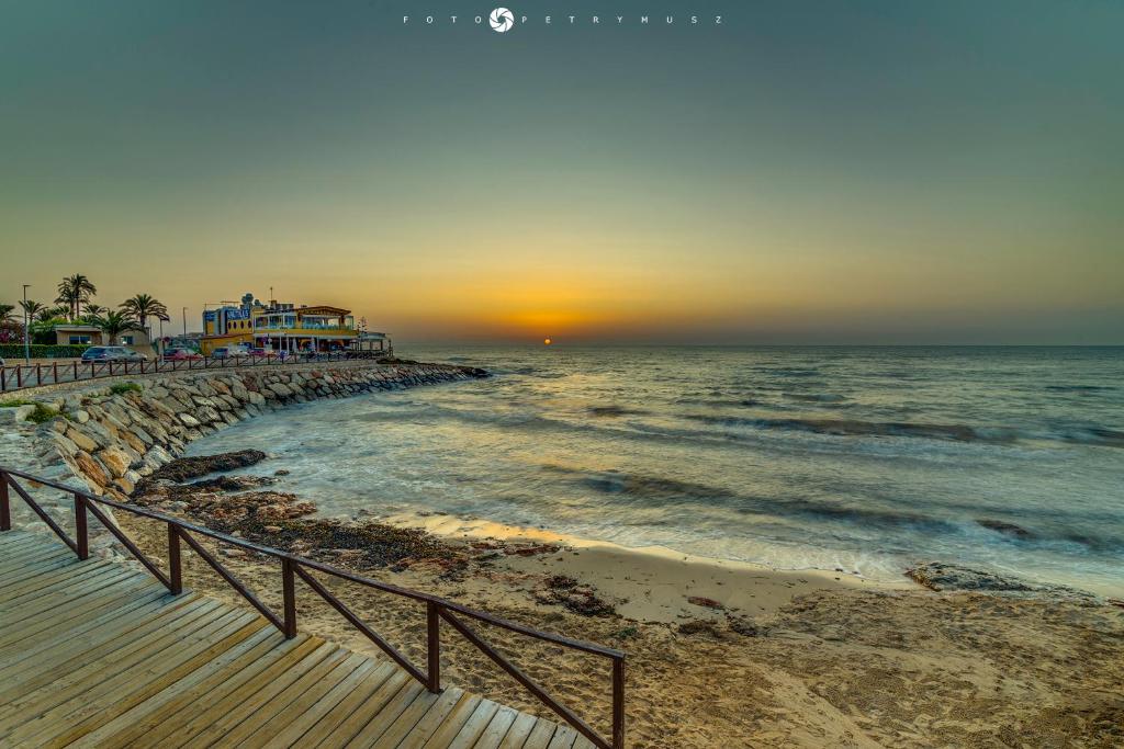 SEA SENSES SKYLINE Torrevieja photo