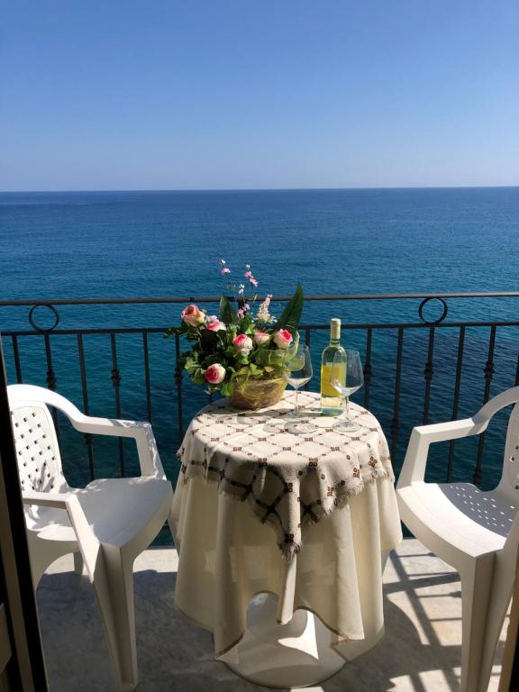 La Casa Sulla Scogliera - 1