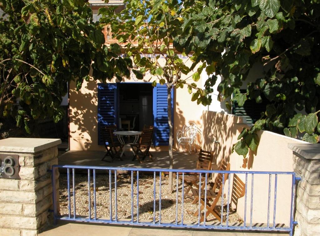 Salou 1 · House -garden in front of the beach - Ferrari Land - 3