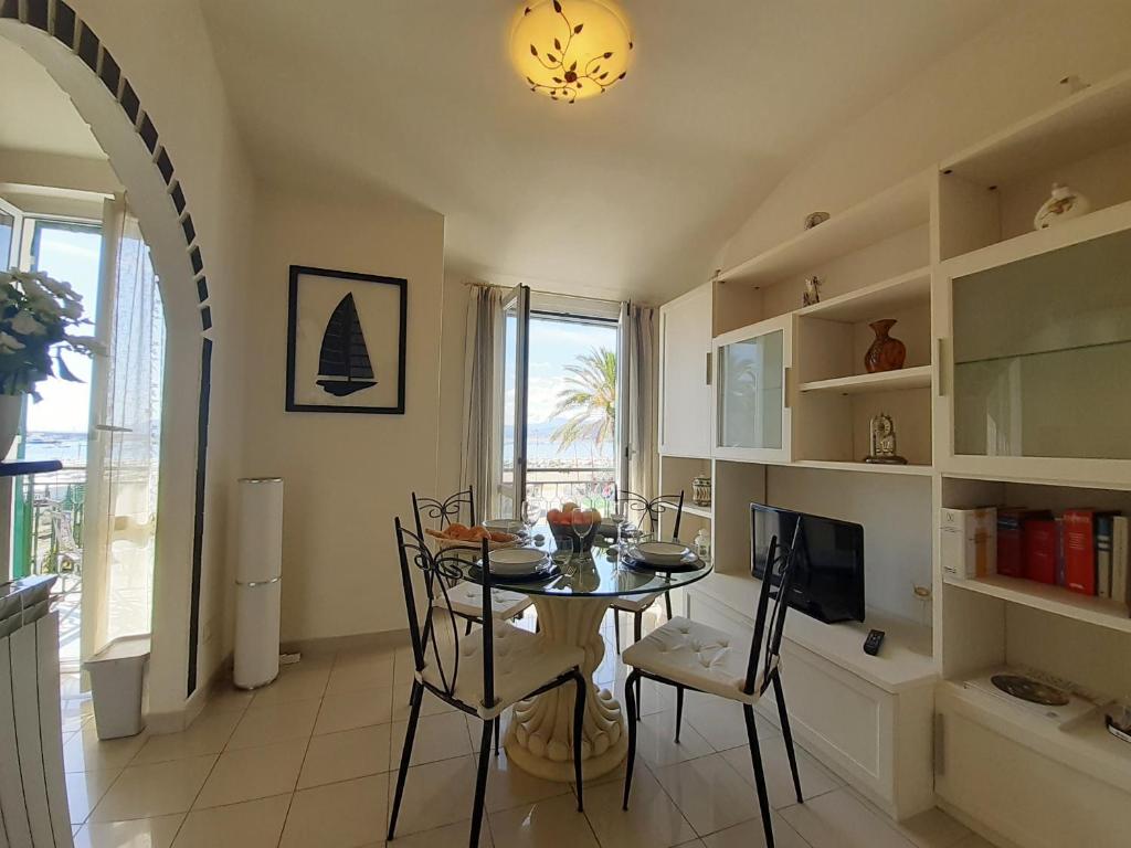 House La Baia delle Favole by Holiday World - 5