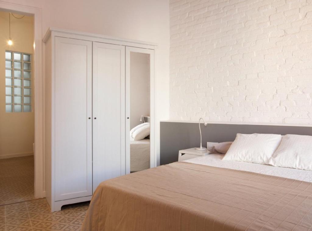 Napoles · Modernist flat close to Sagrada Familia - 4