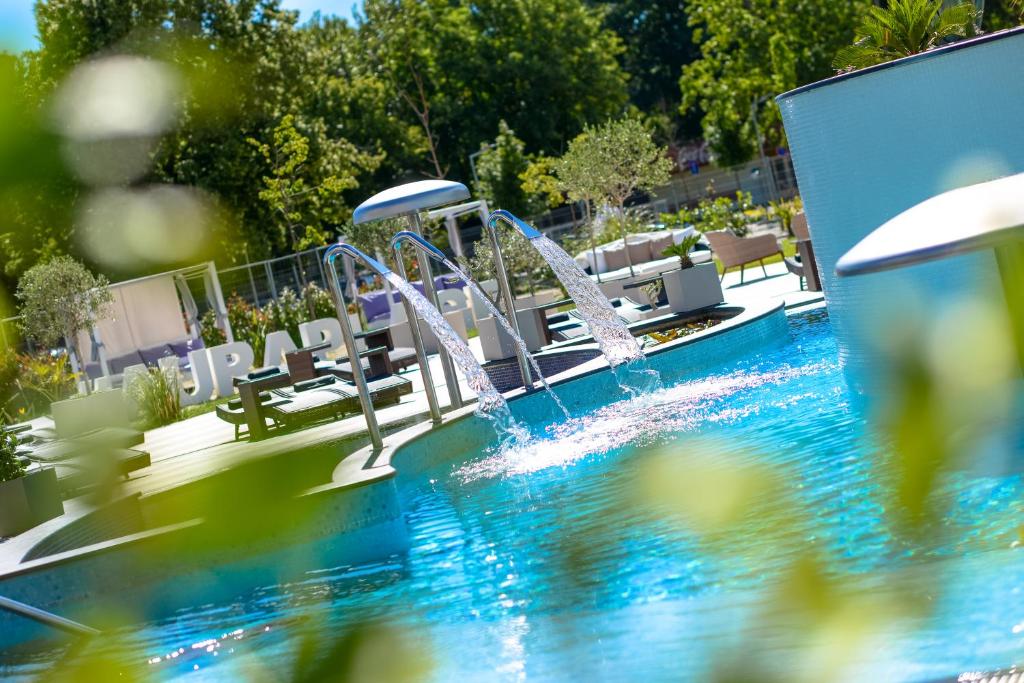 Aura Hotel Adults Only photo