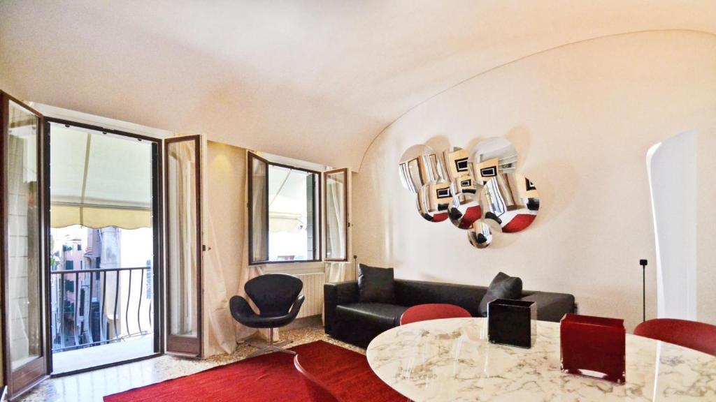 Ai Bareteri Luxury Canal View - 4