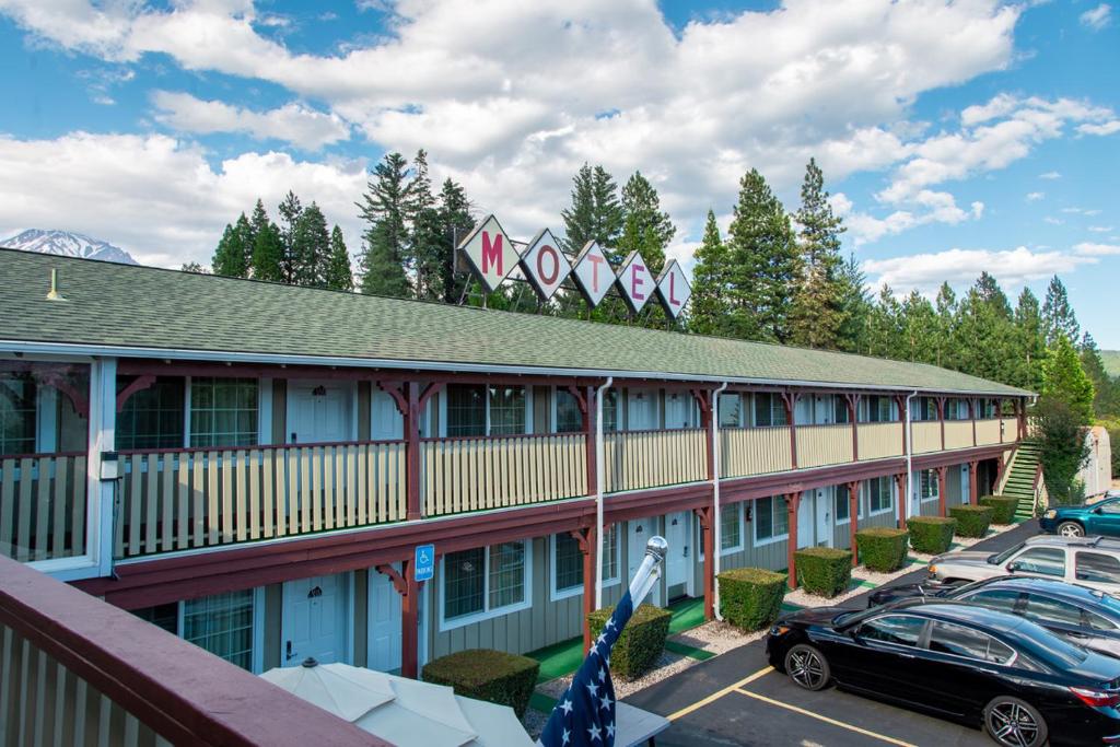Swiss Holiday Lodge photo