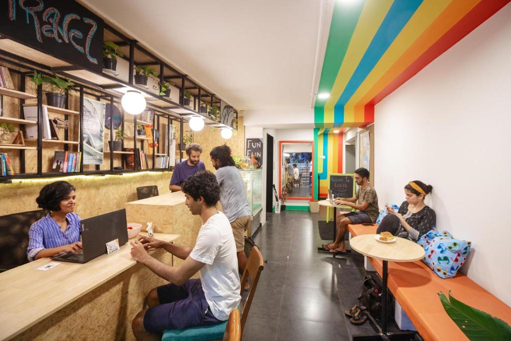 Bar/lounge