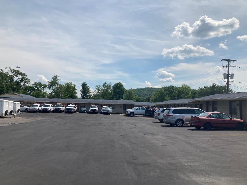 Budget Inn Clearfield PA photo