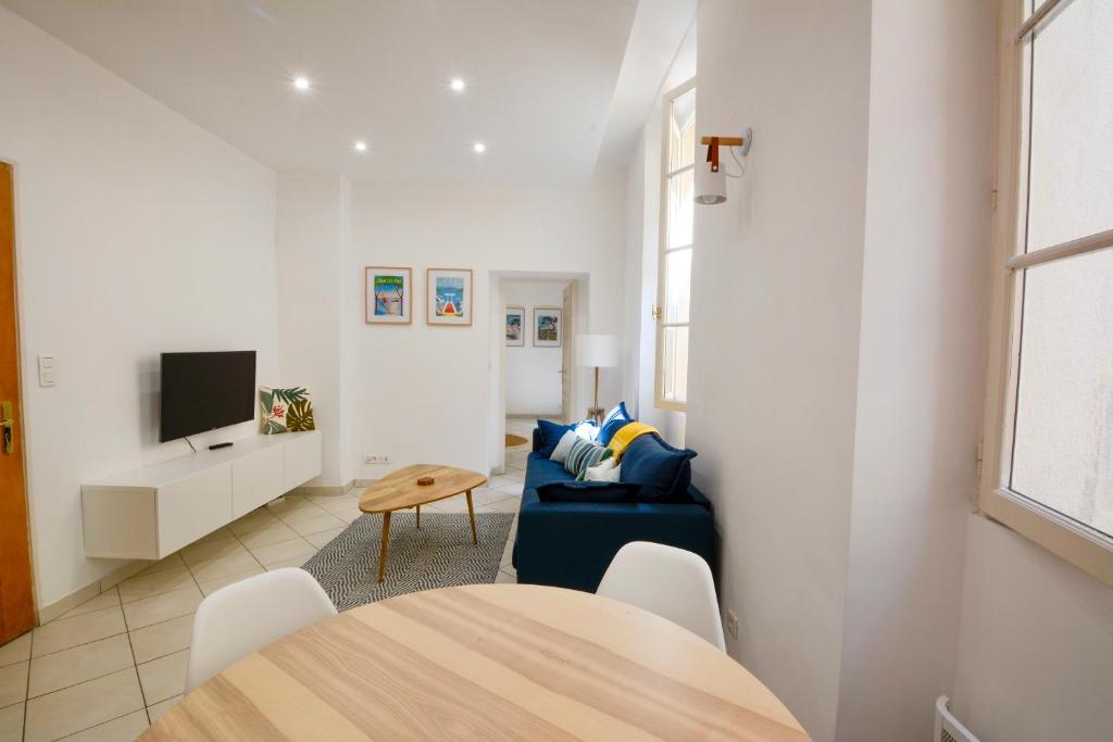 Old Town Antibes Apartment - 1