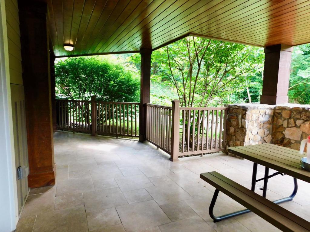The Trailhead Condominiums photo