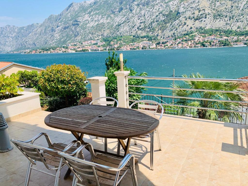 Kotor Muo Apartments E1 - 4
