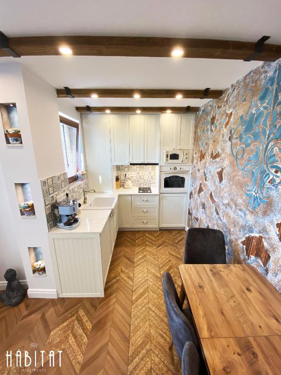 habitat Central Apartment