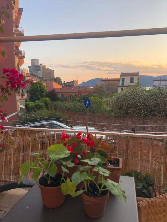 BLU DI LERICI - zona tranquilla due passi dal mare - 4