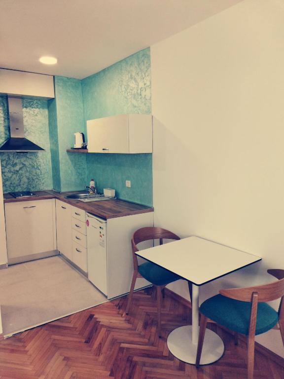 Clock tower apartments - 5